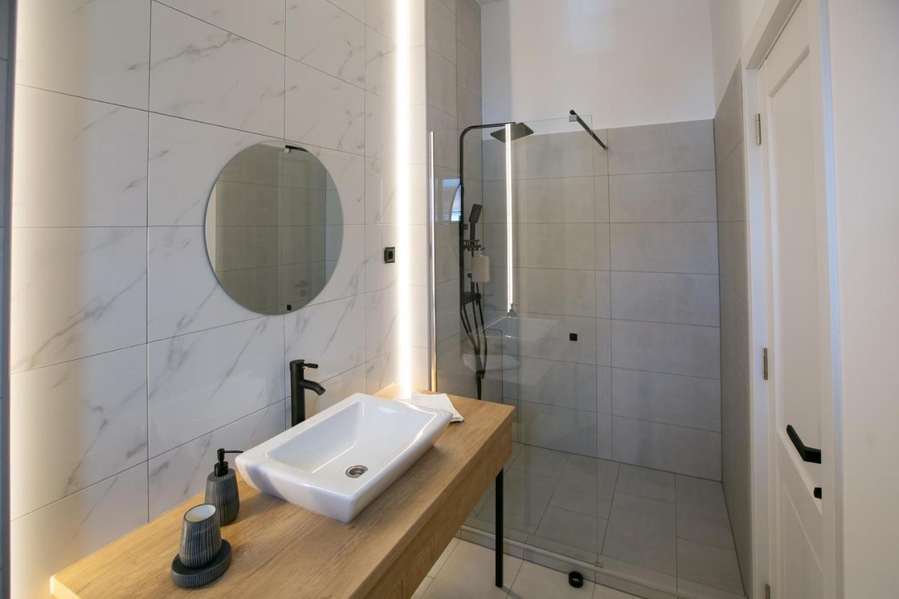Cozy Rooms Toplita Kültér fotó