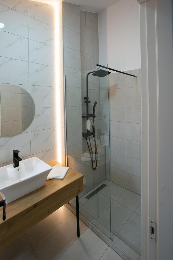 Cozy Rooms Toplita Kültér fotó